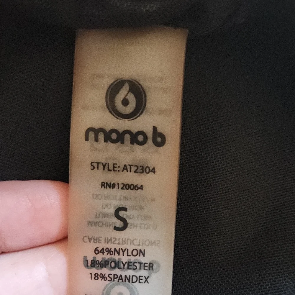 Mono B Black Activewear Top Sz S